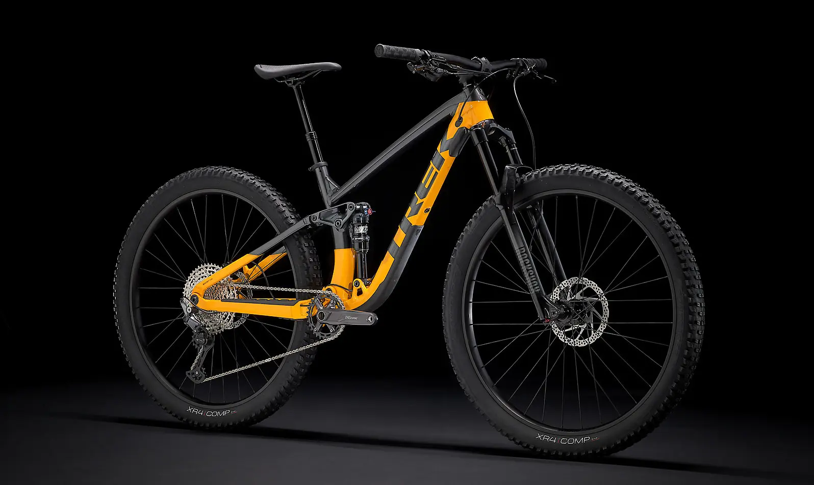 Trek Fuel EX 5 (Lithium Grey-Marigold) Black background